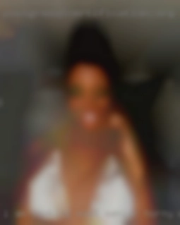 I am meet senior horny woman looking to meet new people.